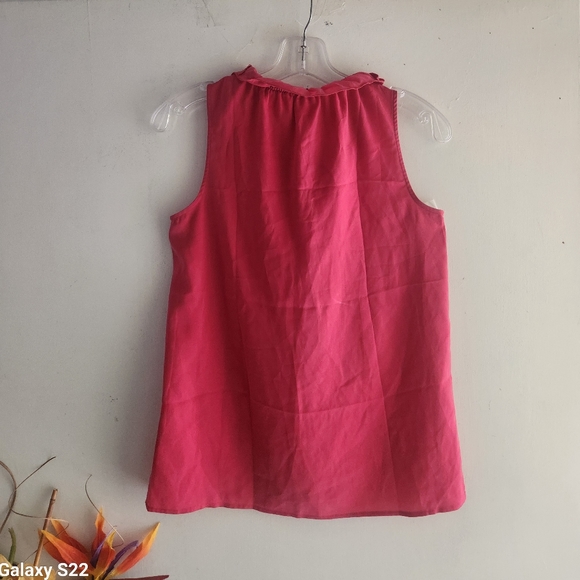 J Crew Factory Barbie Core Sz 0 Fuschia Hot Pink Sleeveless EUC Top - Picture 2 of 11